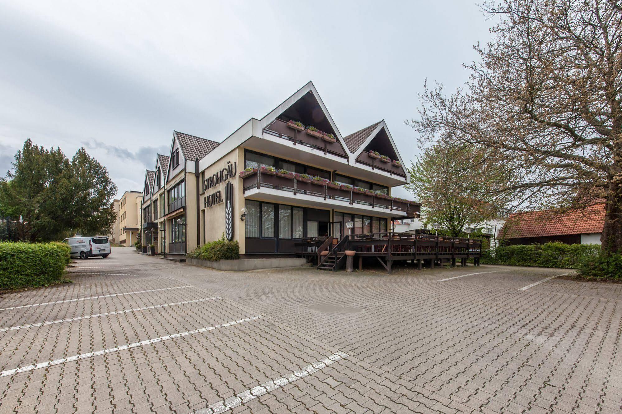 Hotel Strohgaeu Korntal-Münchingen Eksteriør billede