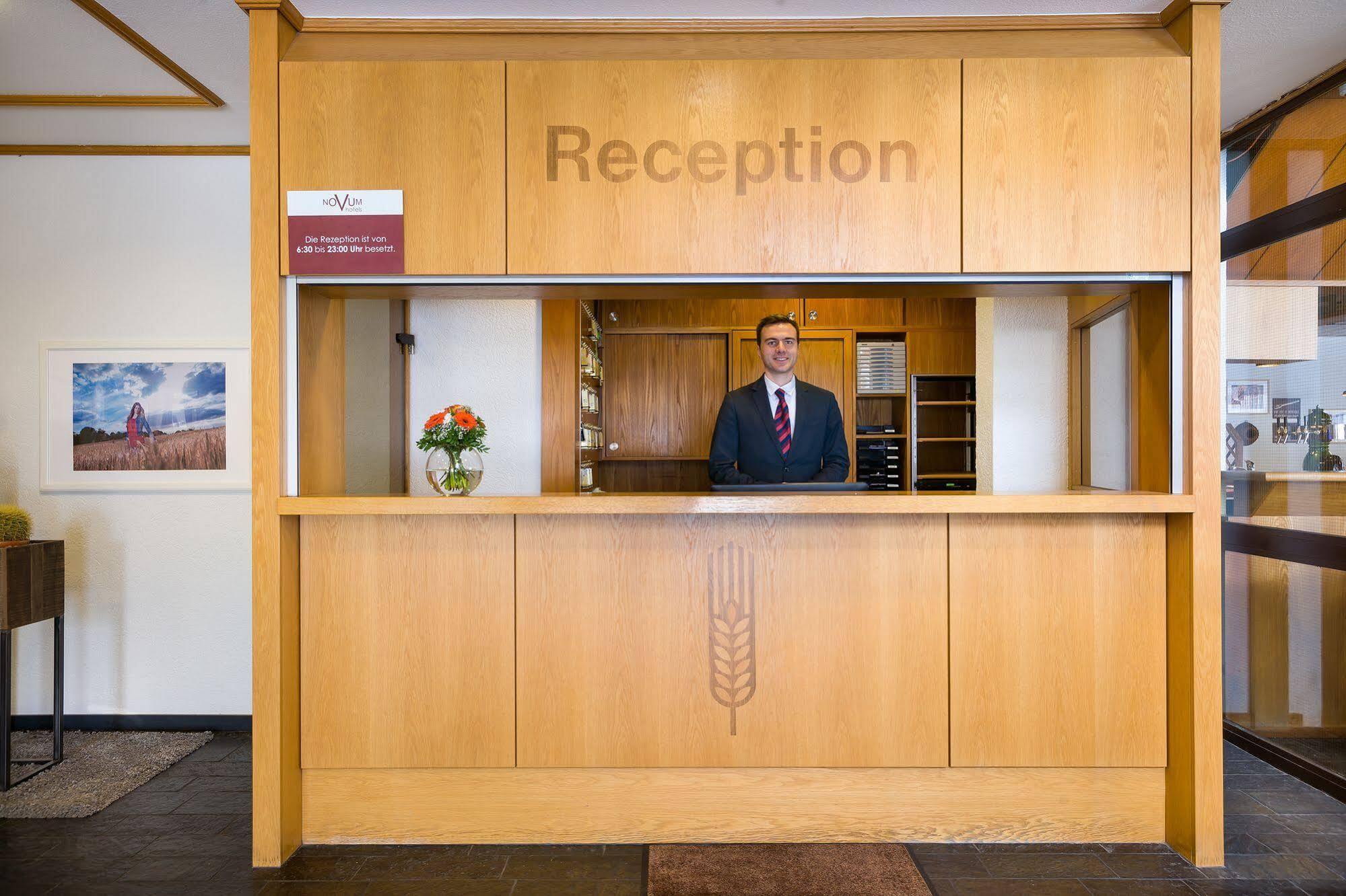 Hotel Strohgaeu Korntal-Münchingen Eksteriør billede
