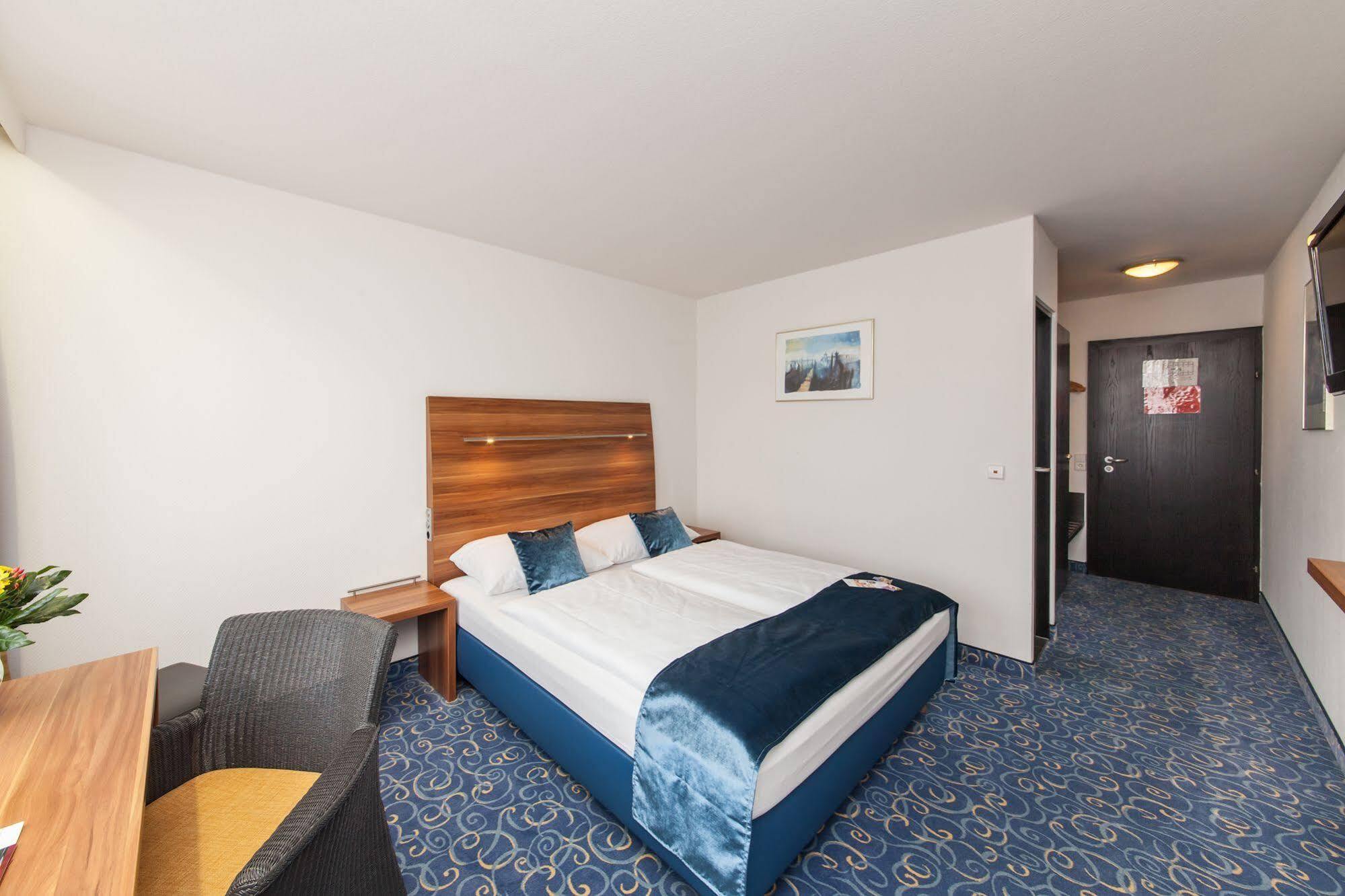 Hotel Strohgaeu Korntal-Münchingen Eksteriør billede