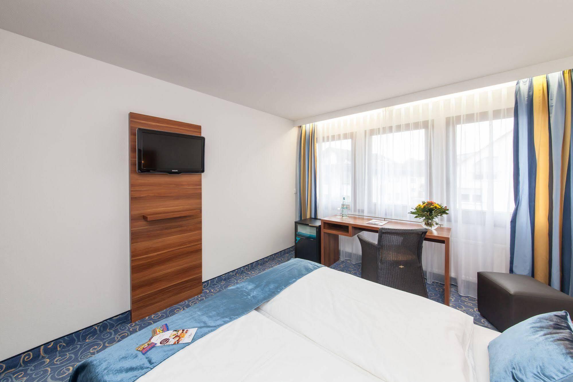 Hotel Strohgaeu Korntal-Münchingen Eksteriør billede